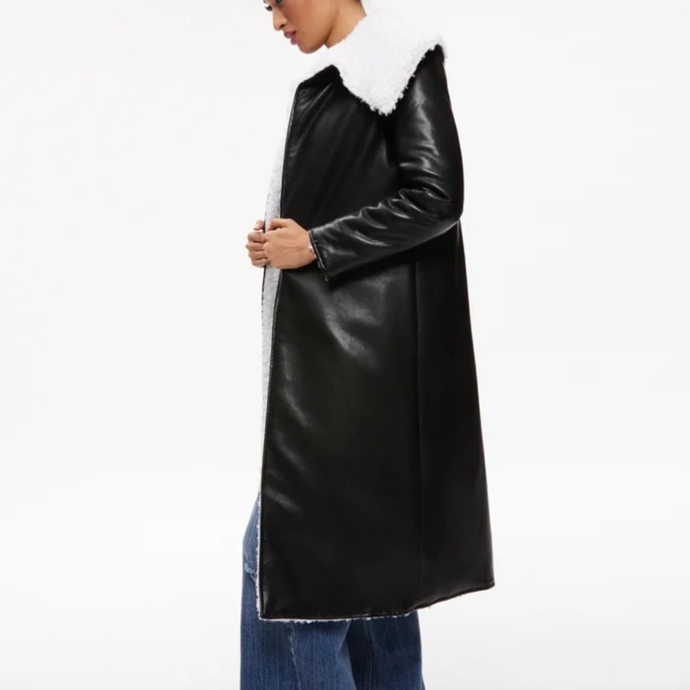 New Alice and Olivia reversible Shan coat - Picture 3 of 12